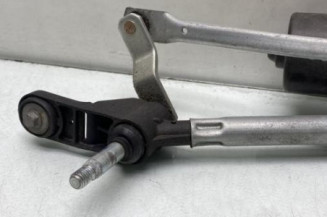 Moteur essuie glace avant RENAULT CLIO 3