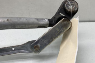 Moteur essuie glace avant RENAULT CLIO 3