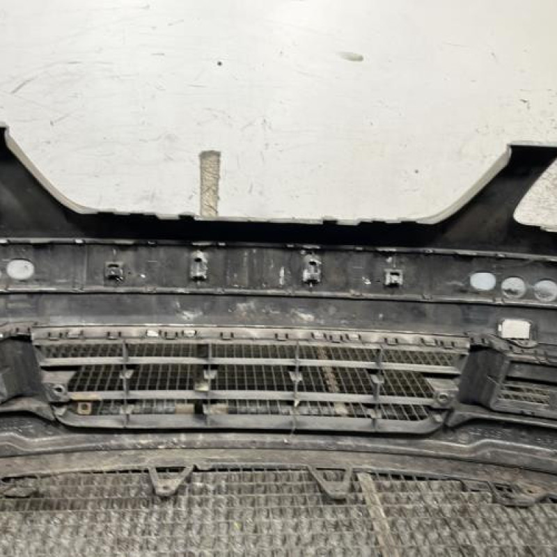 Pare choc avant VOLKSWAGEN TOURAN 1 Photo n°5