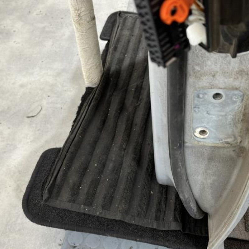 Porte arriere gauche VOLKSWAGEN TOURAN 1 Photo n°4