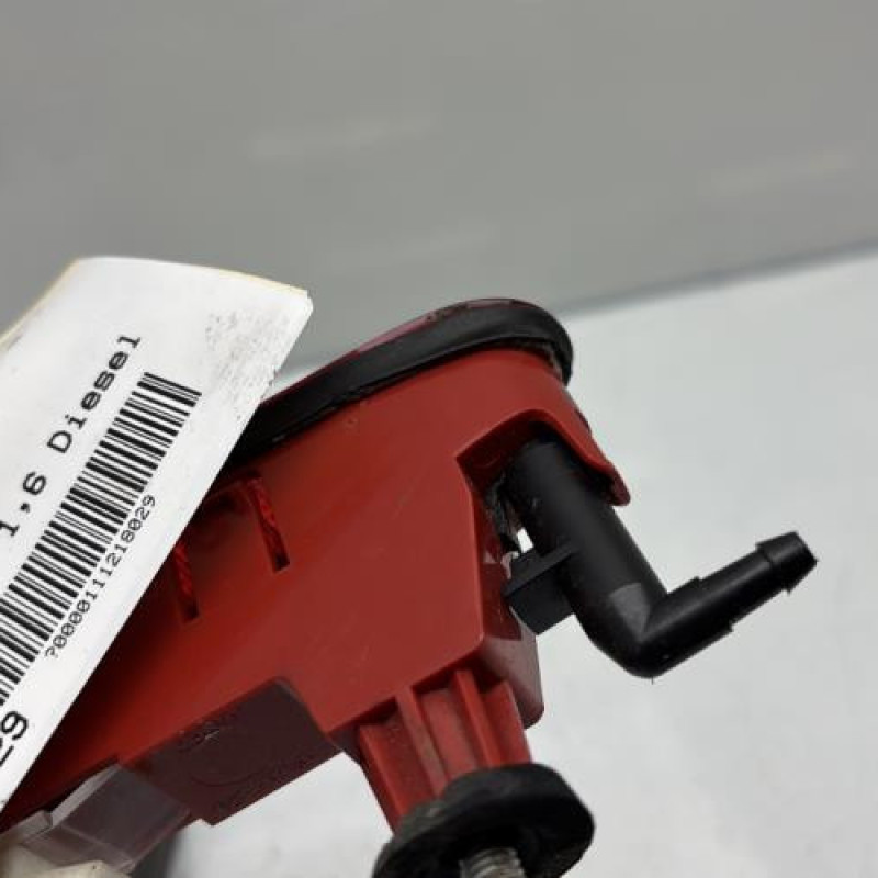 Feu arriere stop central PEUGEOT PARTNER 2 Photo n°3