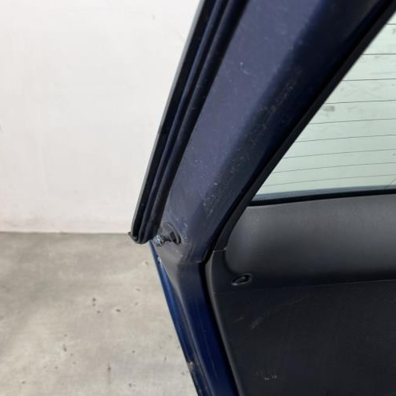 Malle/Hayon arriere BMW SERIE 3 E46 Photo n°11