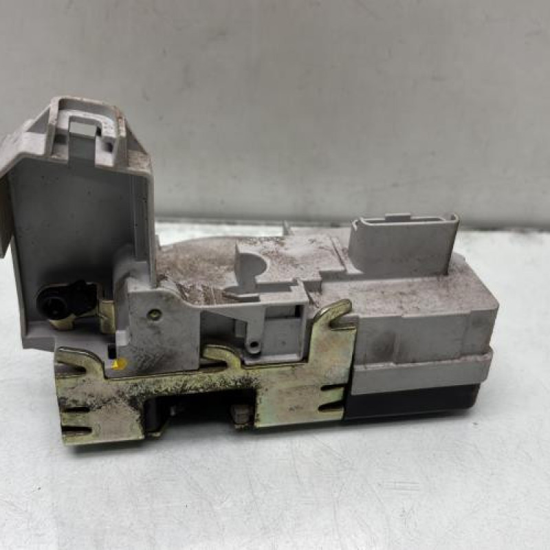 Serrure avant droit PEUGEOT 307 Photo n°4