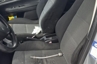 Serrure avant droit PEUGEOT 307