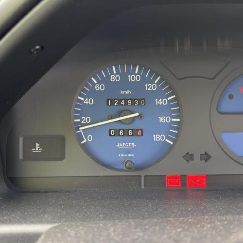 Retroviseur gauche PEUGEOT 106 Photo n°9