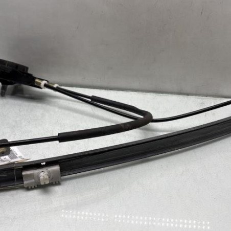 Leve vitre mecanique avant gauche PEUGEOT 106 Photo n°1