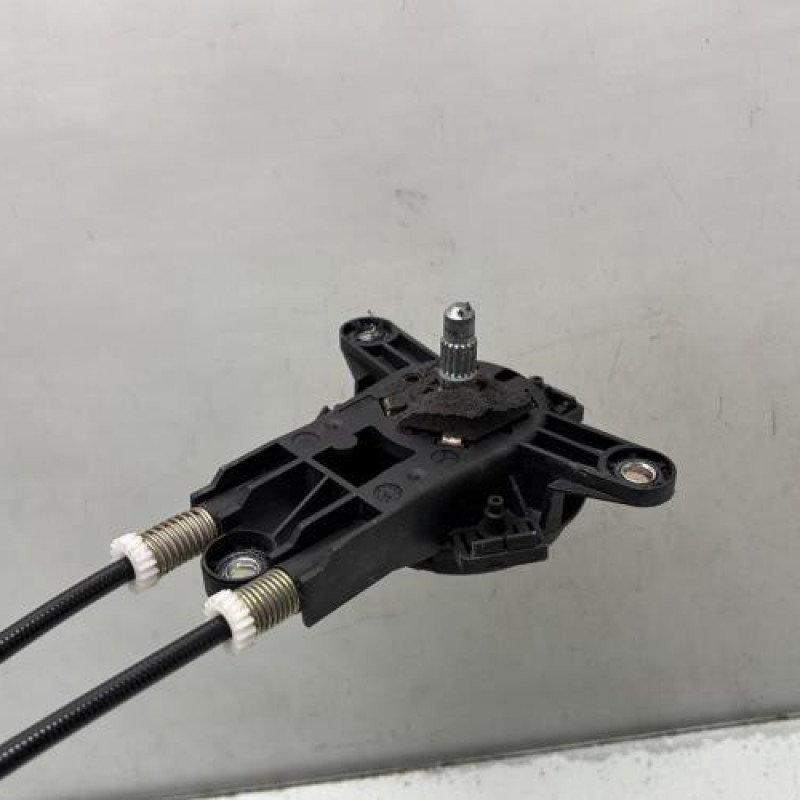 Leve vitre mecanique avant gauche PEUGEOT 106 Photo n°4