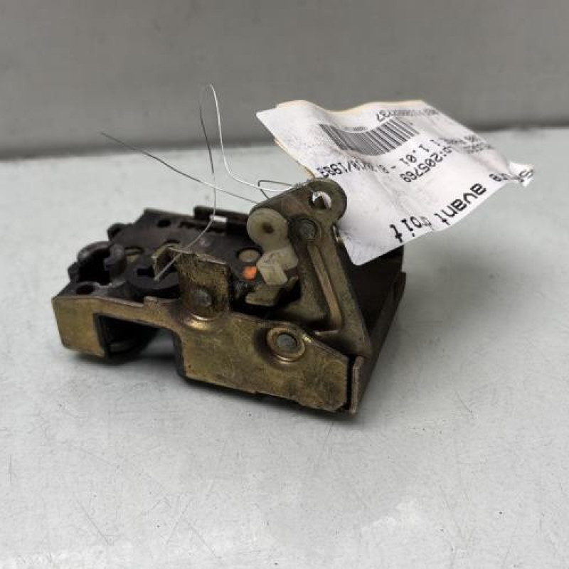 Serrure avant droit PEUGEOT 106 Photo n°3