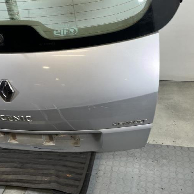 Malle/Hayon arriere RENAULT GRAND SCENIC 2 Photo n°7