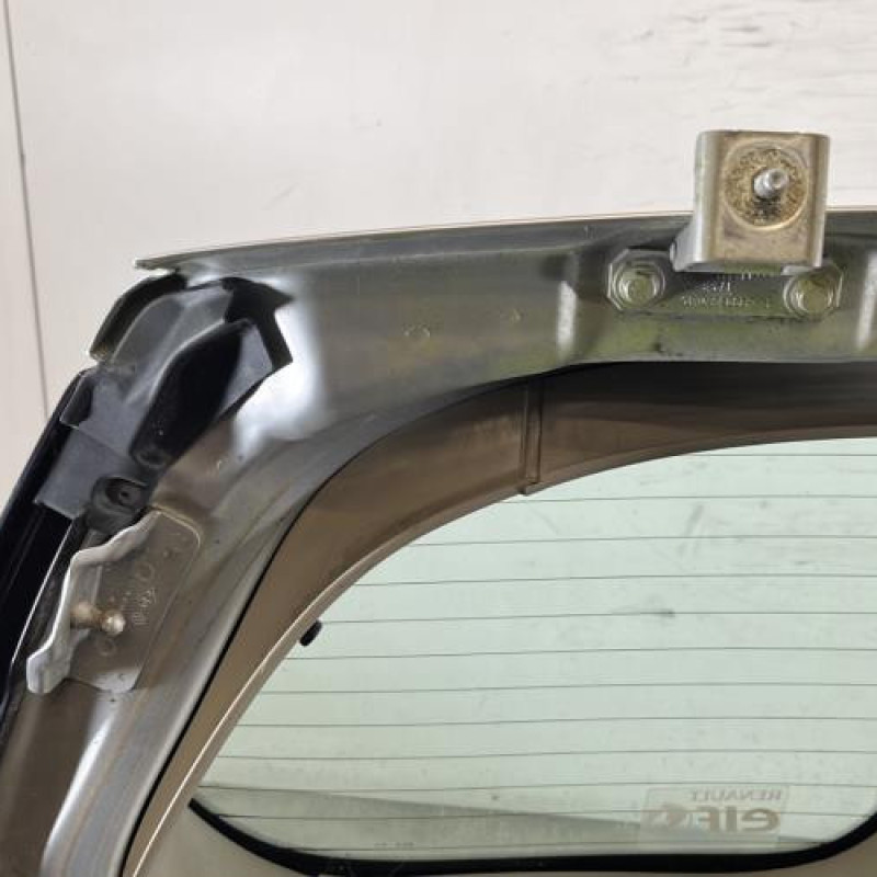 Malle/Hayon arriere RENAULT GRAND SCENIC 2 Photo n°8