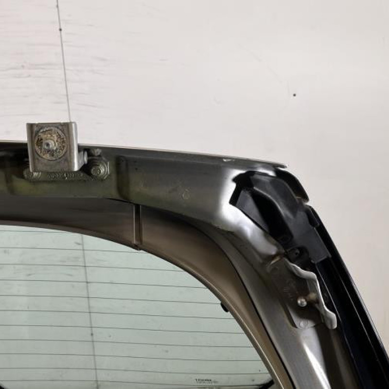 Malle/Hayon arriere RENAULT GRAND SCENIC 2 Photo n°9