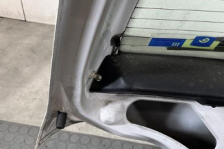 Malle/Hayon arriere CITROEN SAXO