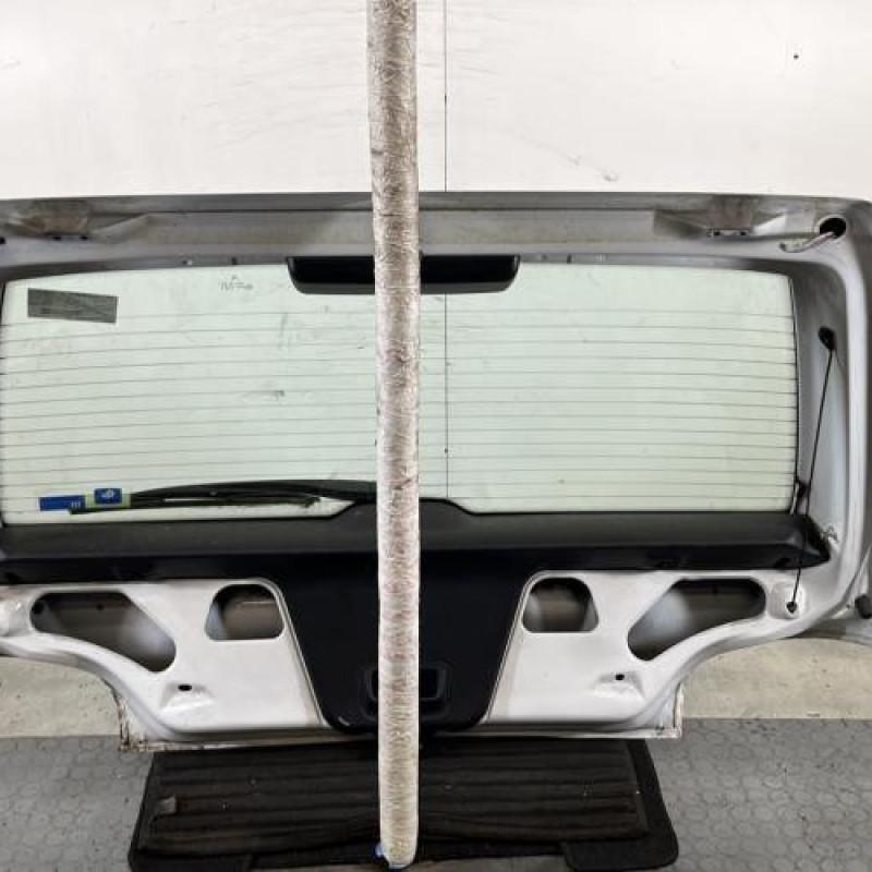 Malle/Hayon arriere CITROEN SAXO Photo n°15