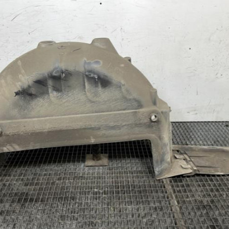 Pare boue arriere droit RENAULT TRAFIC 3 COURT