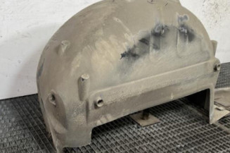 Pare boue arriere droit RENAULT TRAFIC 3 COURT