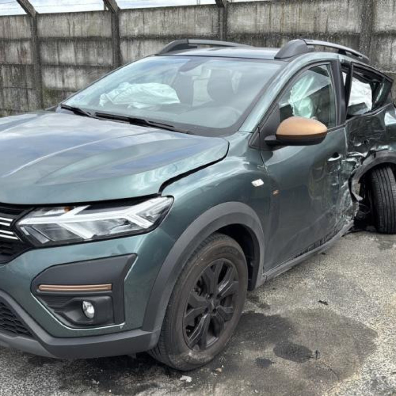 Feu arriere principal droit (feux) DACIA SANDERO 3 STEPWAY Photo n°4