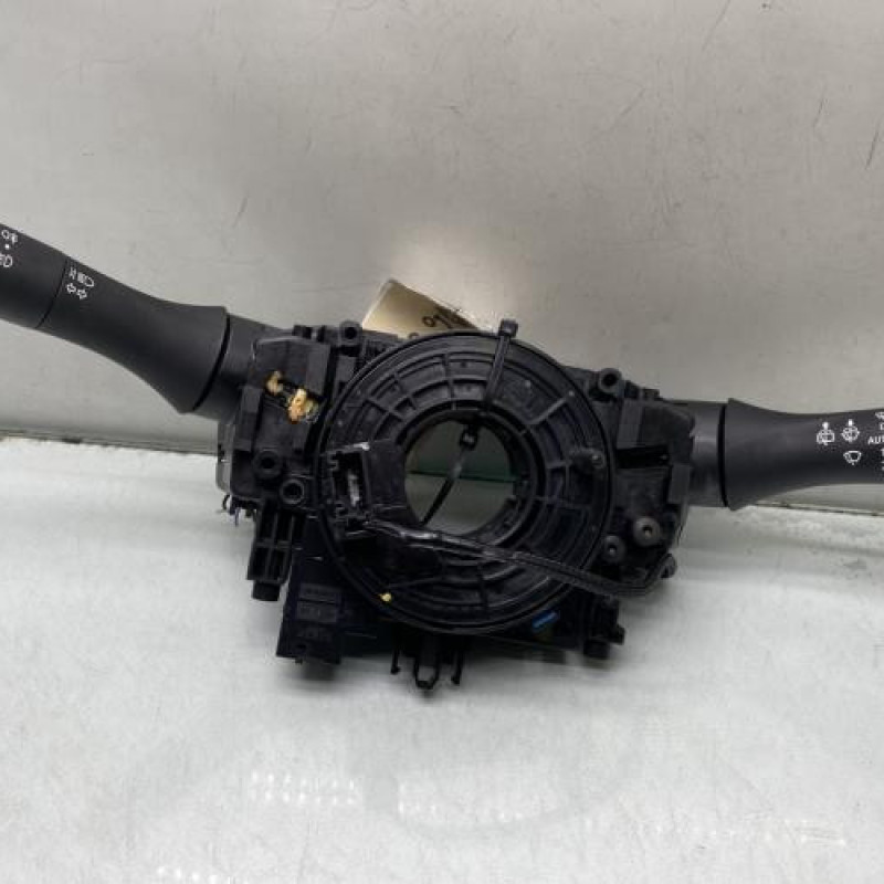 Com (Bloc Contacteur Tournant+Commodo Essuie Glace+Commodo Phare) DACIA SANDERO 3 STEPWAY Photo n°1