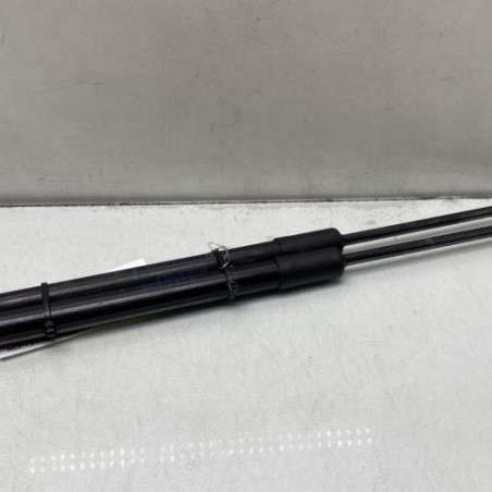 Verin de coffre DACIA SANDERO 3 STEPWAY Photo n°1