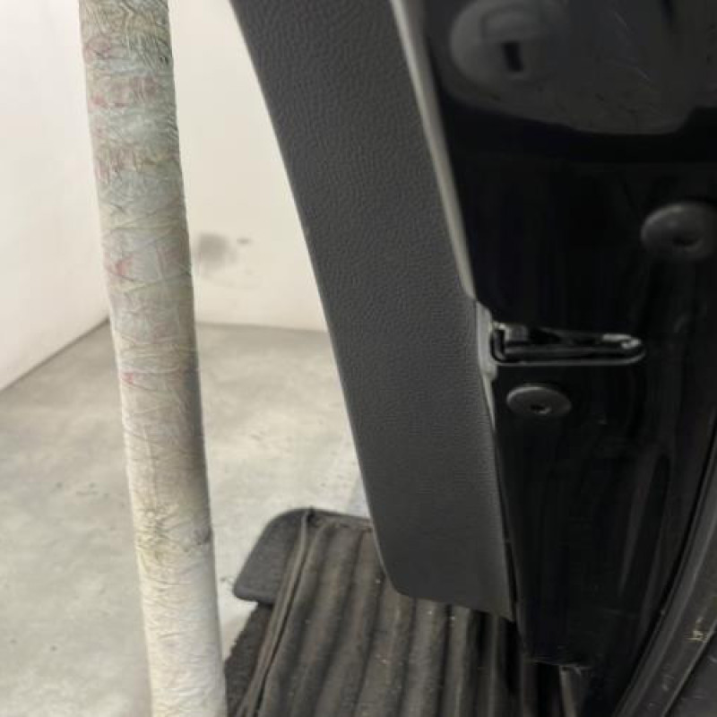 Porte arriere droit VOLKSWAGEN GOLF 5 Photo n°3