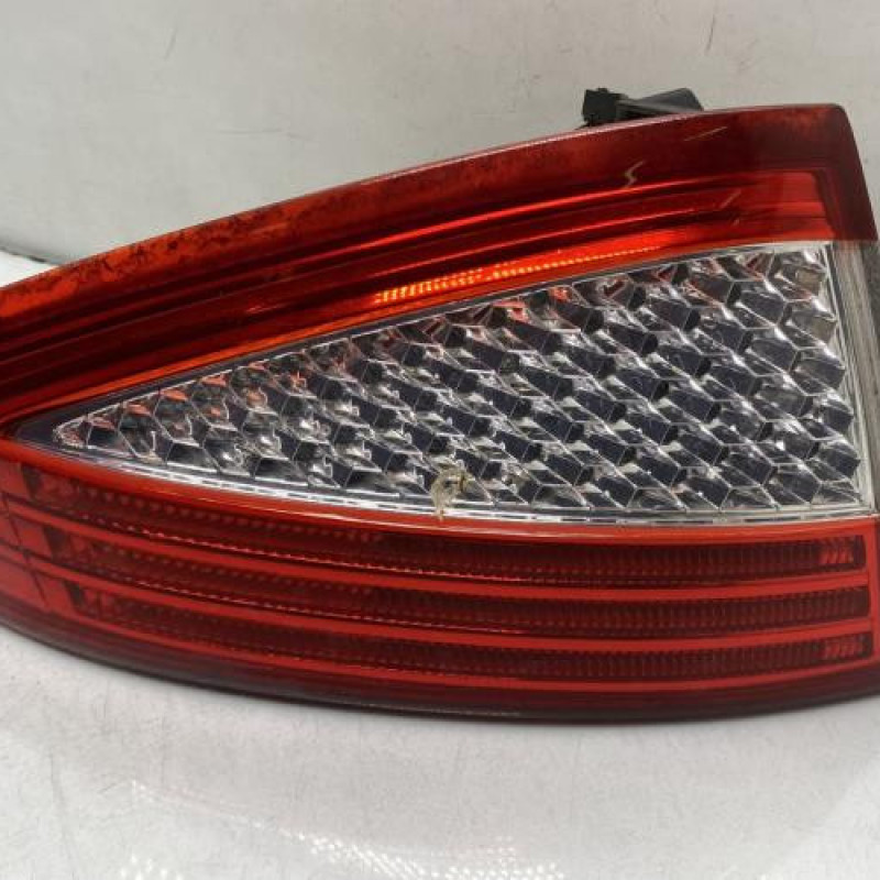 Feu arriere principal gauche (feux) FORD MONDEO 3 Photo n°1