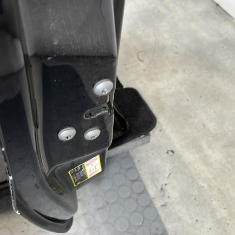 Porte avant gauche ALFA ROMEO 147 Photo n°3