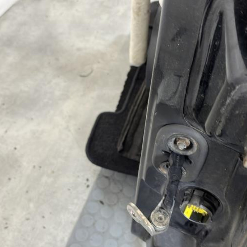 Porte avant gauche ALFA ROMEO 147 Photo n°4