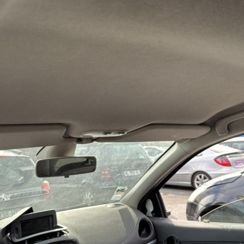 Aile avant droit RENAULT CLIO 3 Photo n°18