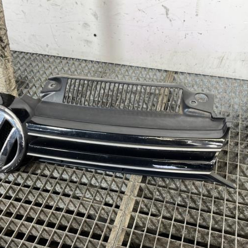 Calandre VOLKSWAGEN GOLF 6 Photo n°3