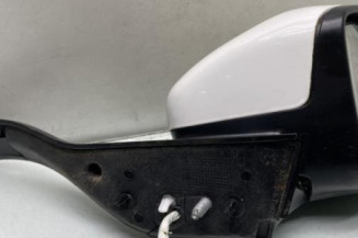 Retroviseur droit PEUGEOT 2008 1