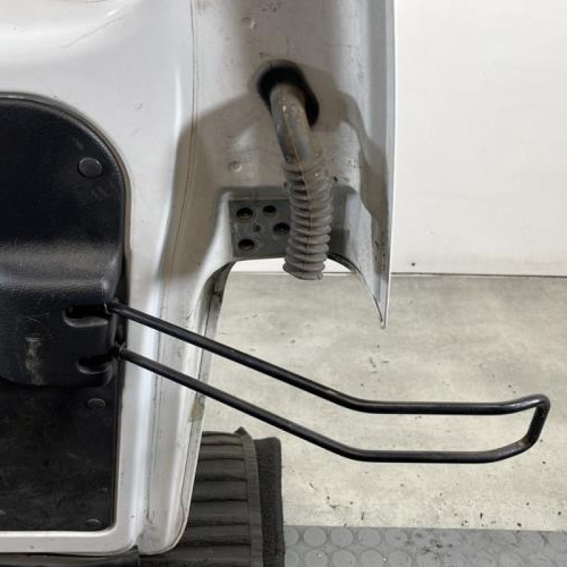 Porte de coffre gauche CITROEN BERLINGO 1 Photo n°4