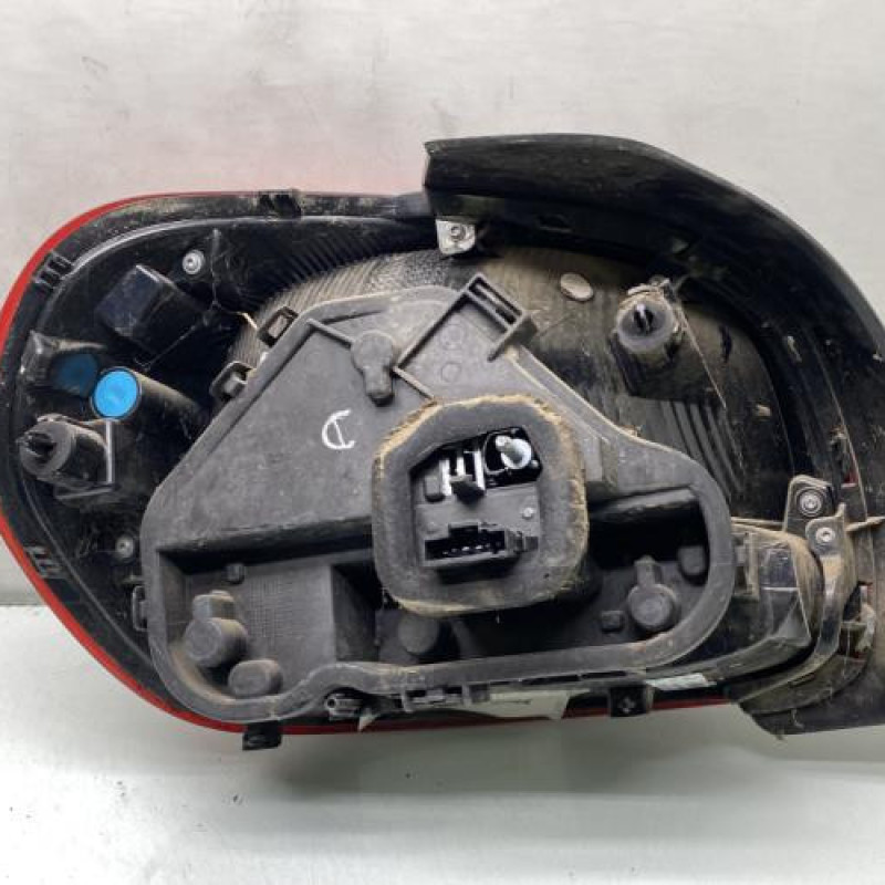 Feu arriere principal droit (feux) CITROEN C3 3 Photo n°2