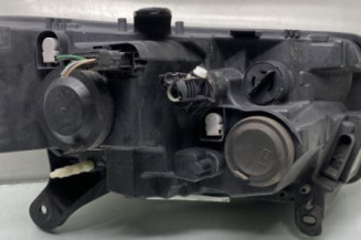 Optique avant principal gauche (feux)(phare) DACIA SANDERO 2