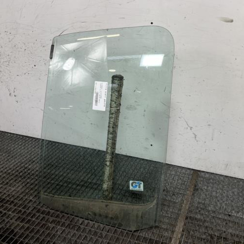 Vitre avant gauche CITROEN JUMPER 2 Photo n°3