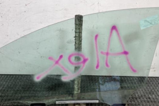 Vitre avant droit TOYOTA AURIS 1