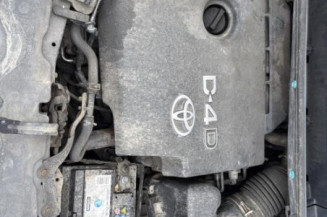 Vitre avant droit TOYOTA AURIS 1