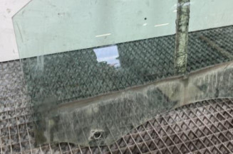 Vitre avant gauche RENAULT CLIO 3