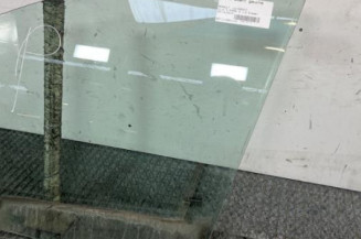 Vitre avant gauche RENAULT CLIO 3