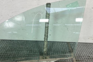 Vitre avant gauche PEUGEOT 207 Photo n°1