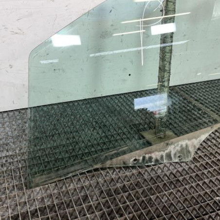 Vitre avant gauche PEUGEOT 207