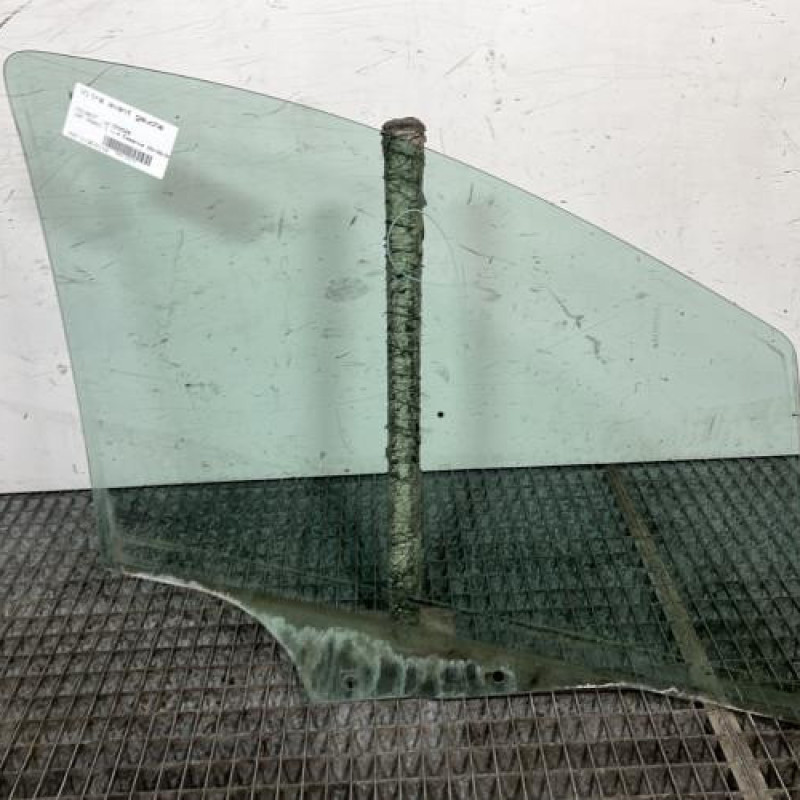 Vitre avant gauche PEUGEOT 207 Photo n°4