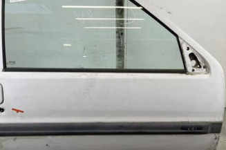 Porte avant droit CITROEN SAXO Photo n°1