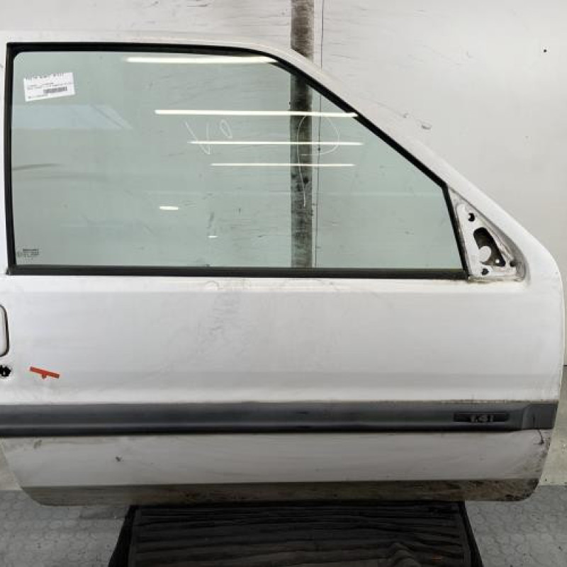 Porte avant droit CITROEN SAXO Photo n°1