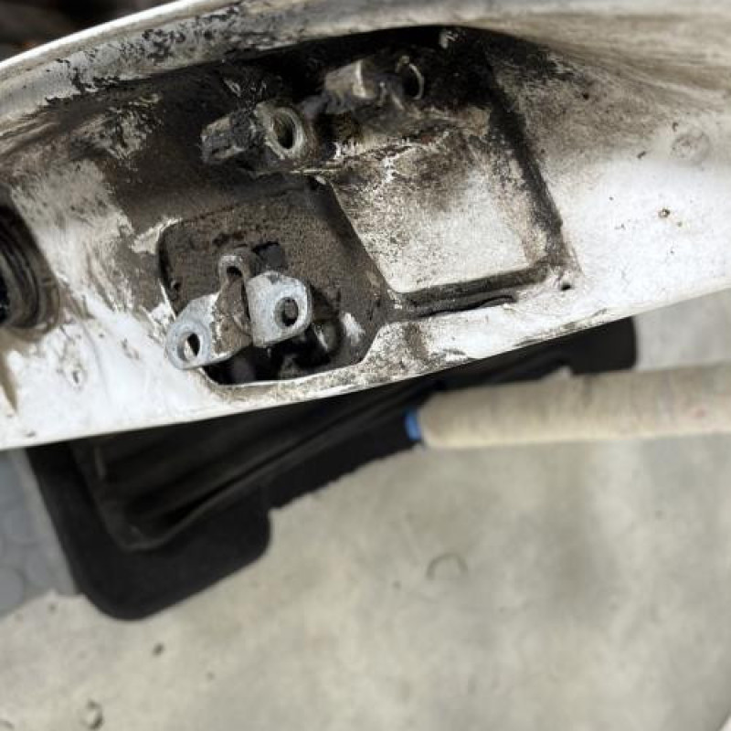 Porte avant droit CITROEN SAXO Photo n°4