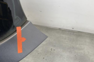 Malle/Hayon arriere VOLKSWAGEN GOLF 6