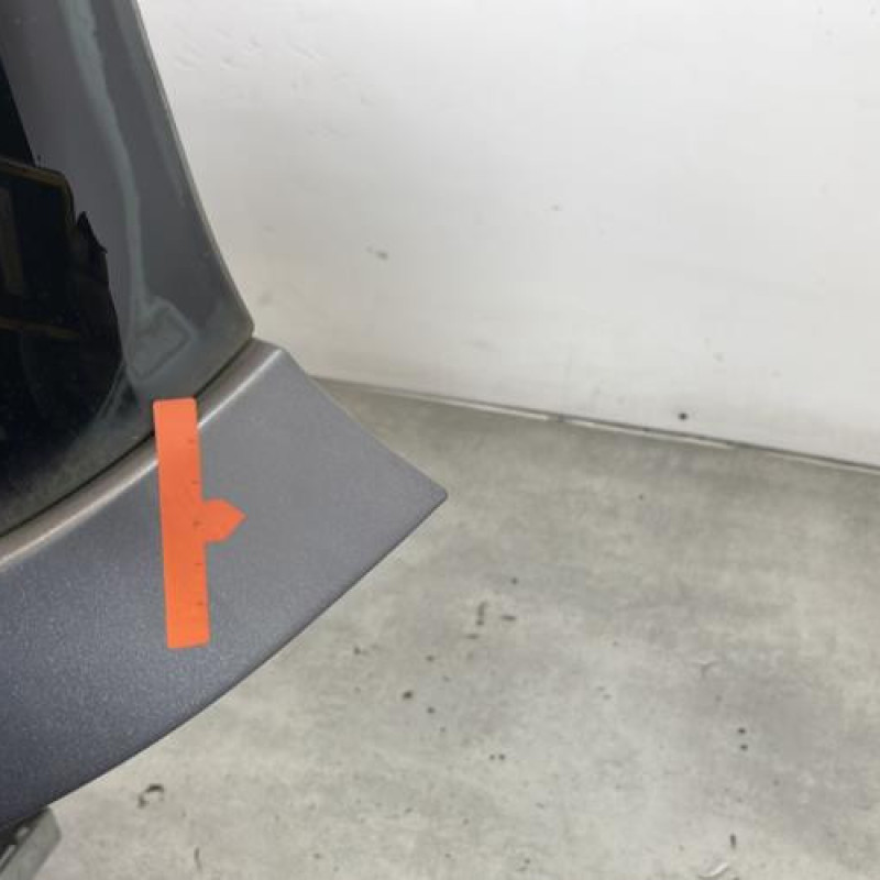 Malle/Hayon arriere VOLKSWAGEN GOLF 6 Photo n°8