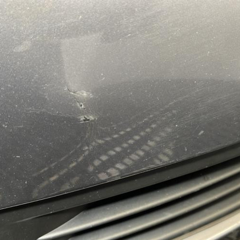 Pare choc avant VOLKSWAGEN GOLF 6 Photo n°4