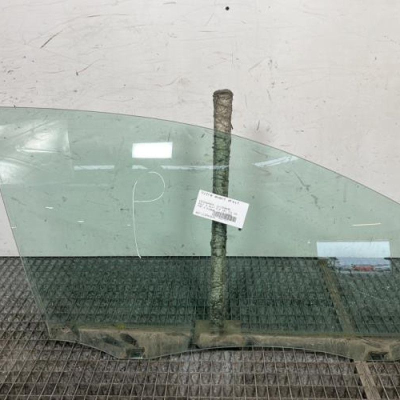 Vitre avant droit VOLKSWAGEN GOLF 6 Photo n°1