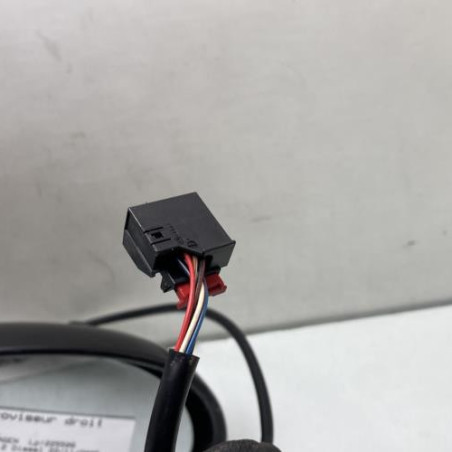 Retroviseur droit VOLKSWAGEN GOLF 5