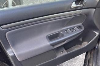 Retroviseur droit VOLKSWAGEN GOLF 5