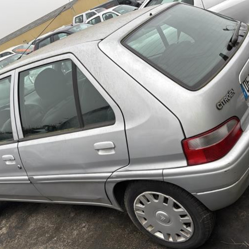 Vitre avant droit CITROEN SAXO Photo n°9